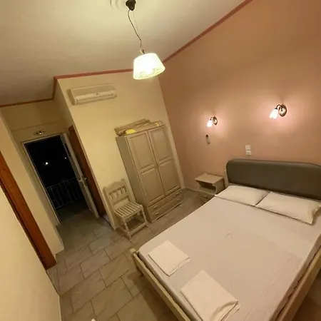 Alex Bar Apartments Sarakiniko Parga Exterior photo